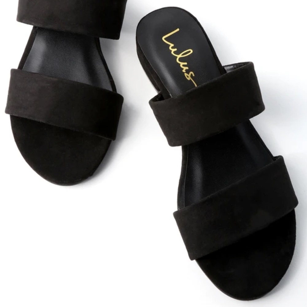 Lulu’s Slip on Sandals, Devin Size 8